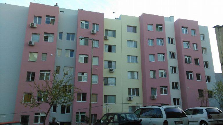 Многофамилна жилищна сграда - България